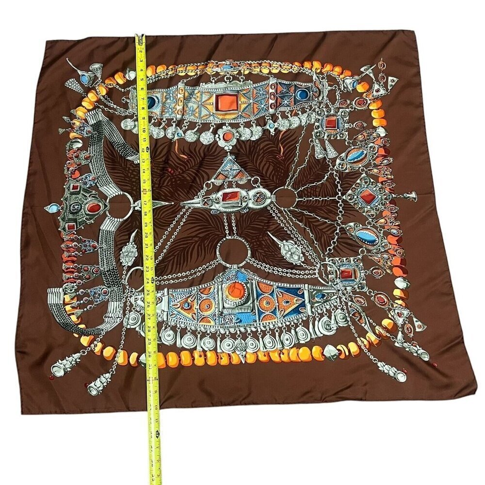 Hermès Carré 90 Terres Precieuses Silk Scarf Brown Hand Rolled France - Picture 15 of 15